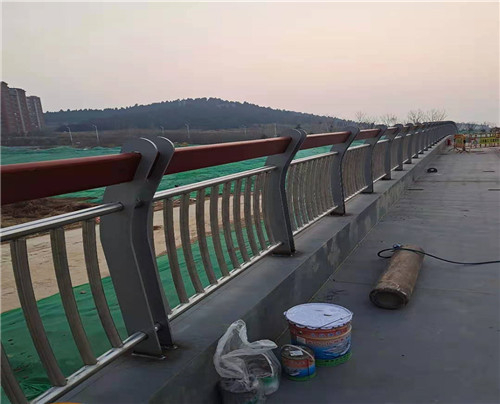 防撞護欄 交通道路高速公路隔離護欄 橋梁河道護欄