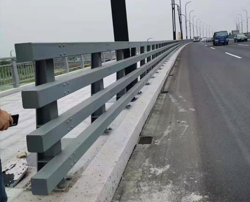 現貨供應防橋梁防撞護欄 來圖定做量大從優(yōu)